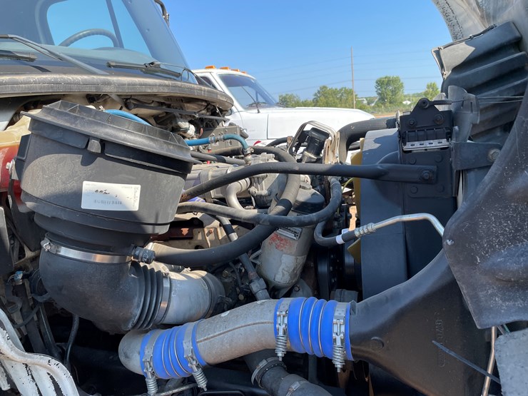 #2700-•-2003-freightliner-m2112-cab-and-chassis-(has-wi-salvage-title)-(mosinee,-wi)-image-55