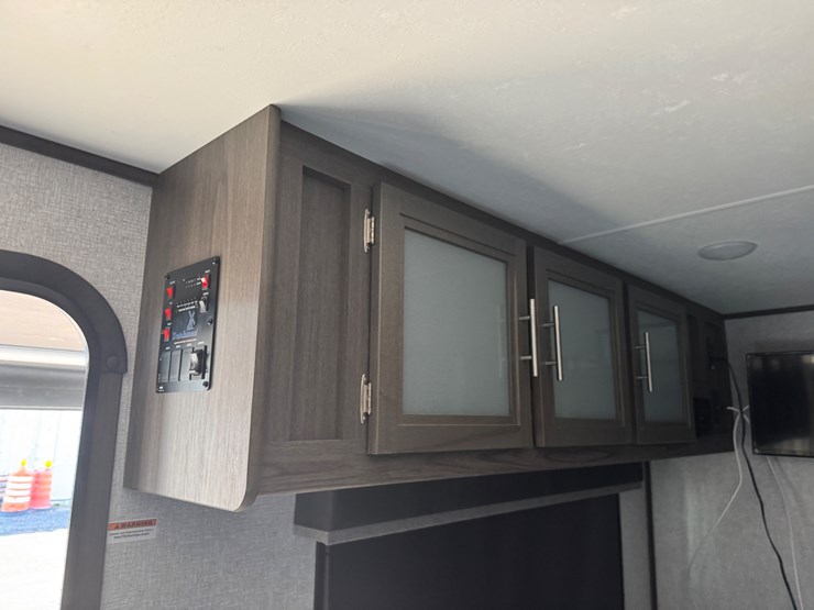 #3310-•-2021-kodiak-ultra-lite-227bh-camper-(no-title)-(waukesha,-wi)-image-34