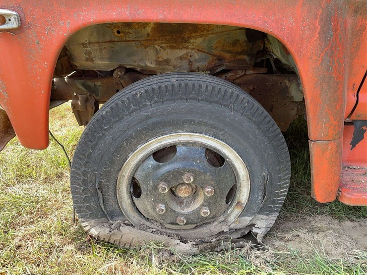 ford-600-image-15
