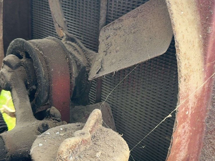 farmall-f-20-image-50