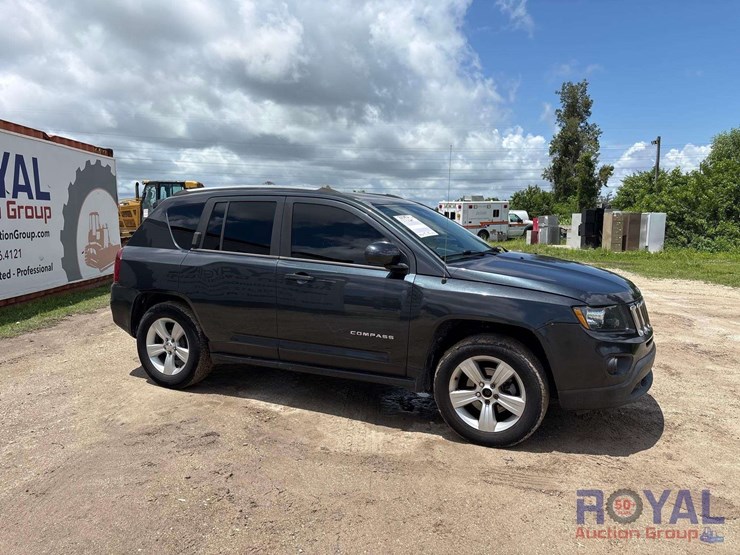 2015-jeep-compass-image-2