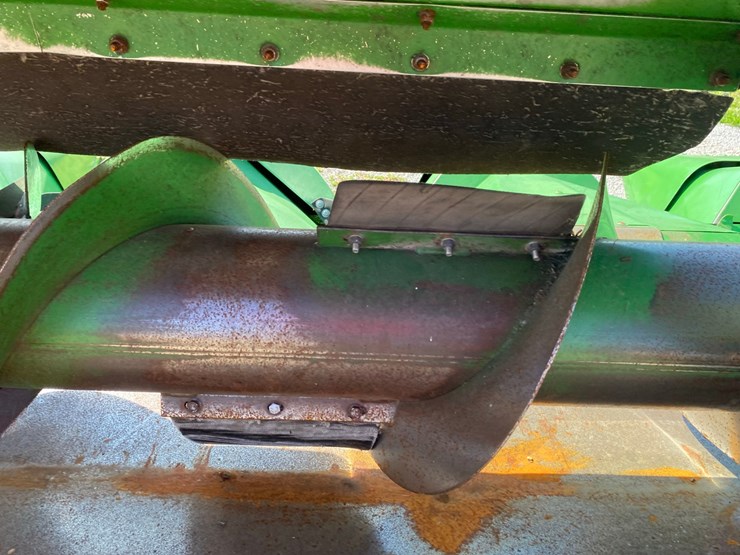john-deere-844-image-15