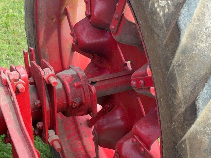 farmall-f-14-image-35