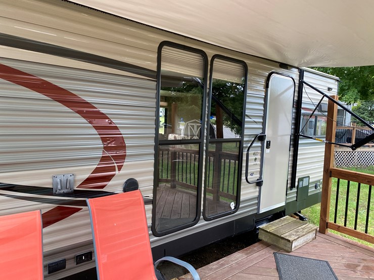 #3304-•-2016-cherokee-limited-274vfk-camper-(has-wi-title)-(three-lakes,-wi)-image-16