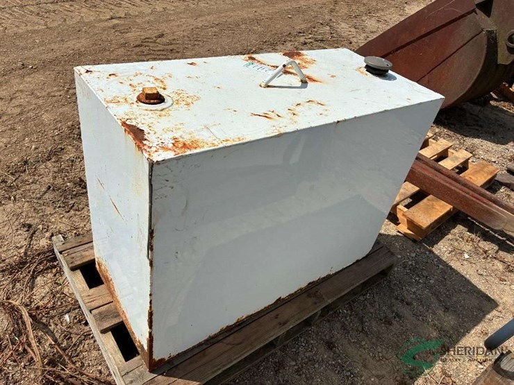 hydraulic-oil-tank-image-3