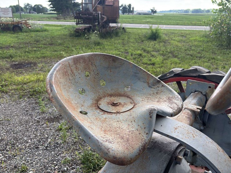 massey-ferguson-4-image-21