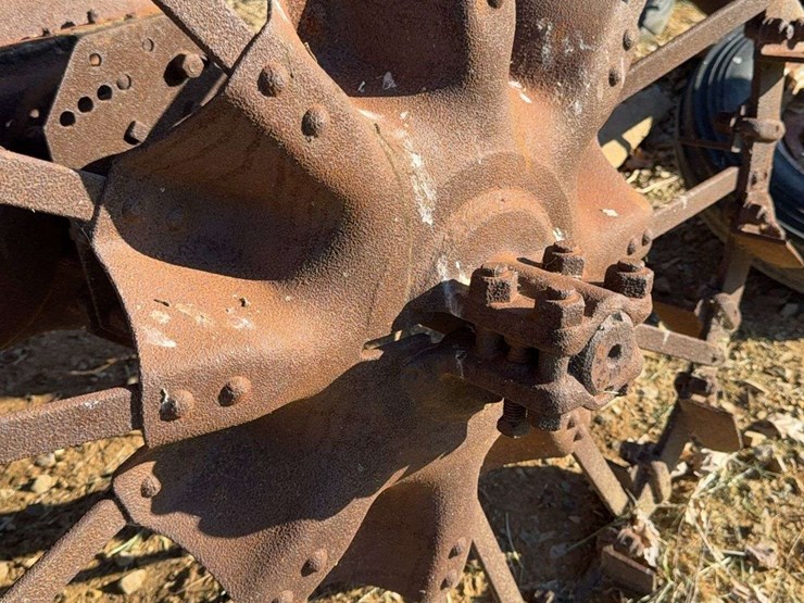 farmall-f-12-image-18