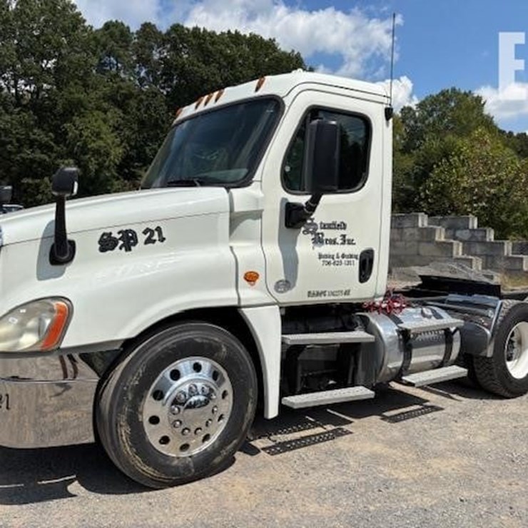 2016 FREIGHTLINER CASCADIA 125