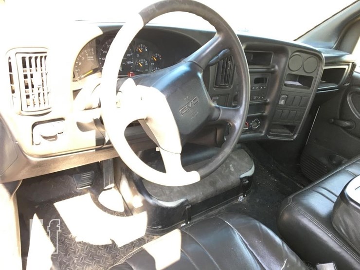 2003-gmc-topkick-c4500-image-7