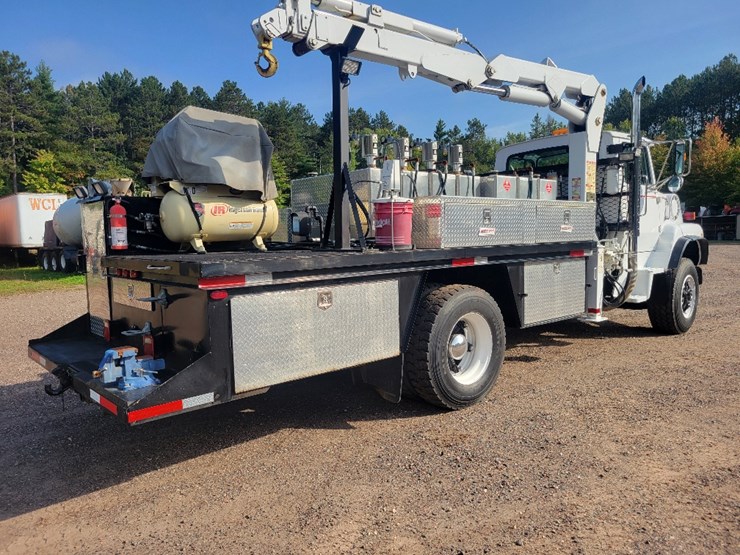 1991-ford-l9000-image-3