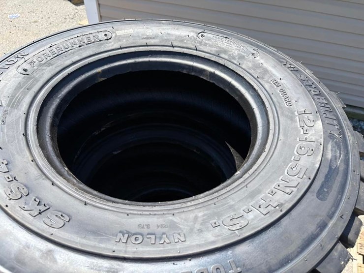 12-16.5-sks4-tires-(set-of-4)-image-3