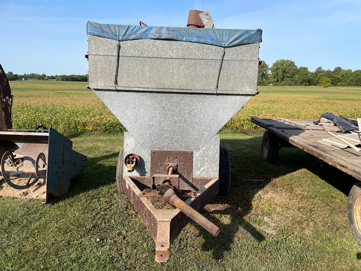 algoma-mixer-wagon-image-2