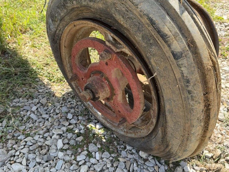 farmall-h-image-17