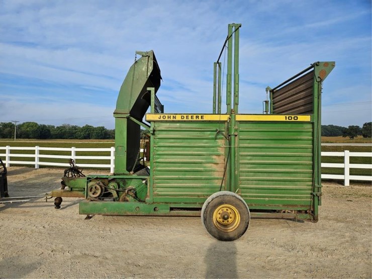 john-deere-100-image-2