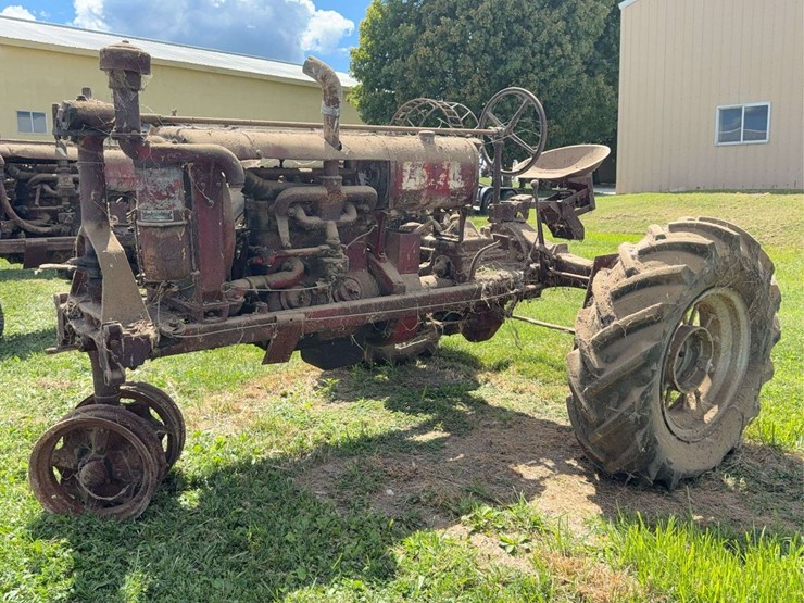 farmall-f-20-image-9