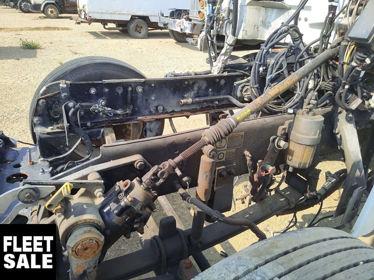 2015-peterbilt-388-image-20