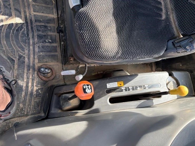 2019-ls-mt573-image-8