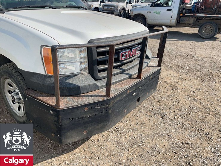2010-gmc-sierra-1500-image-10