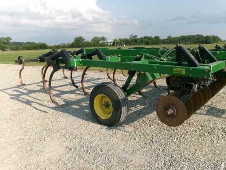 john-deere-714-image-12