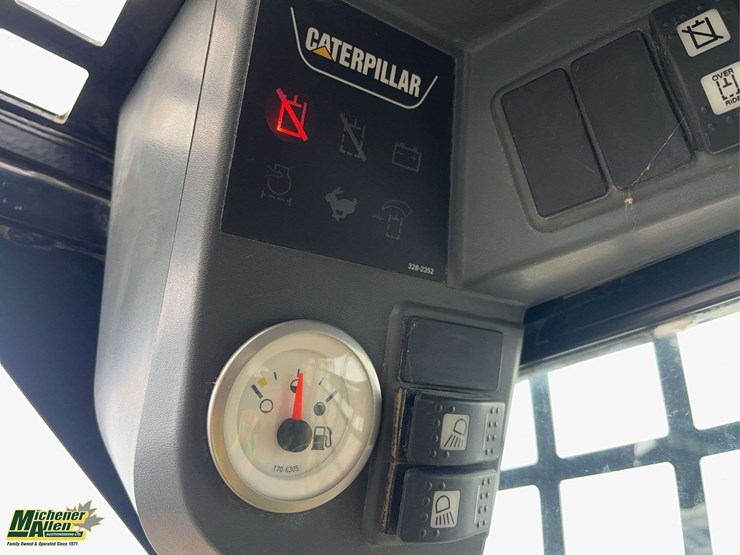 2011-caterpillar-252b3-image-4