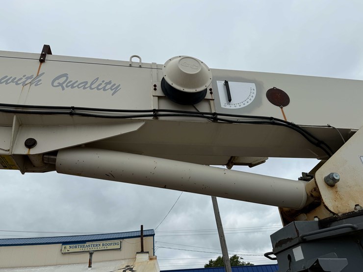 #2500-•-2005-freightliner-boom-truck-(has-wi-title)-(seymour,-wi)-image-58