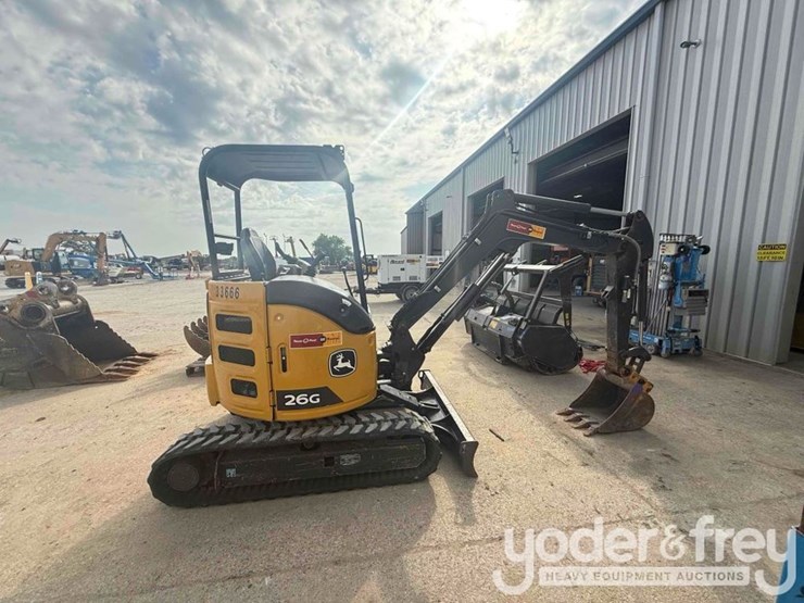 2022-deere-26g-image-8