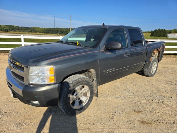 2011-chevrolet-2500-image-1