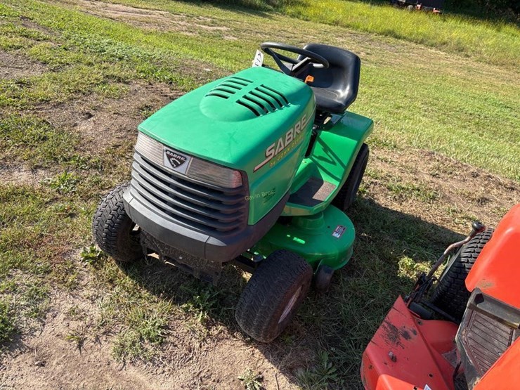 john-deere-la-image-2