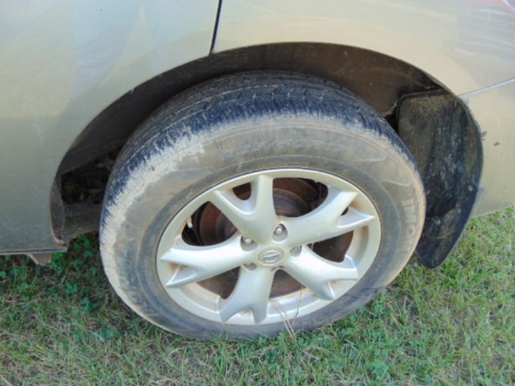 2011-nissan-rogue-image-9