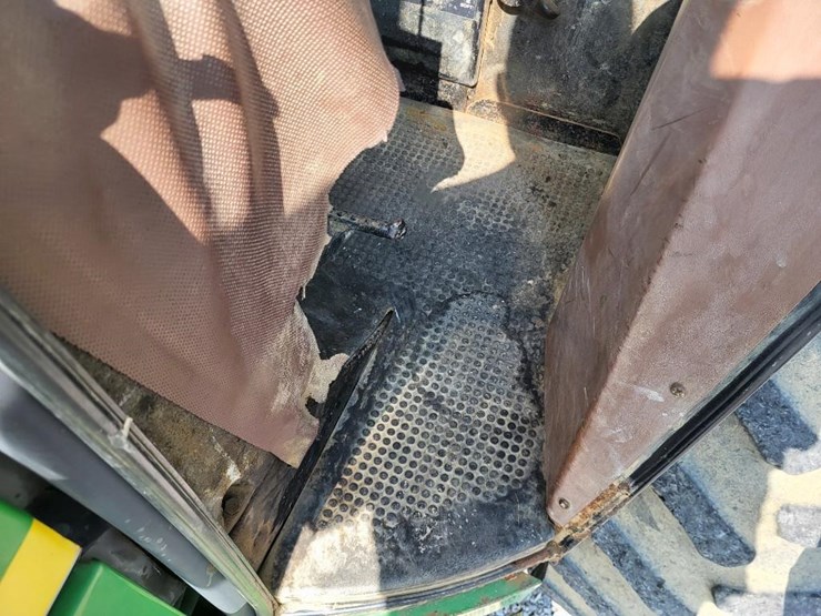 john-deere-4650-image-55
