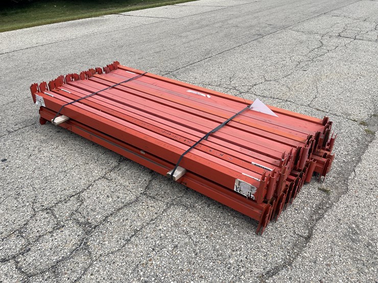 #1372-•-8'-pallet-racking-cross-members-image-3