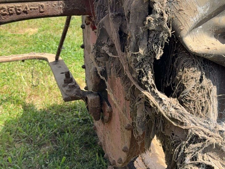 farmall-f-20-image-17