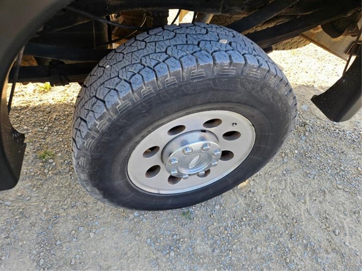 2005-ford-f250-image-26