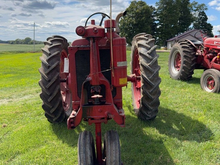 farmall-f-14-image-13