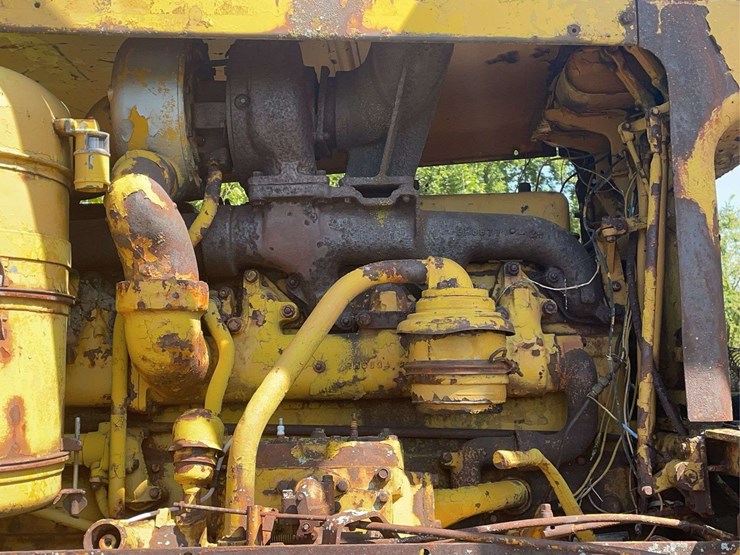 caterpillar-d8-image-14