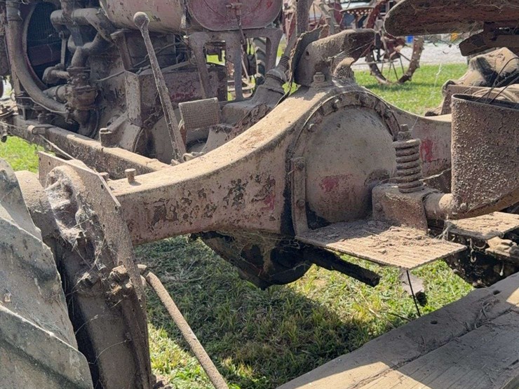 farmall-f-20-image-27