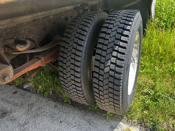 2005-ford-box-truck---blown-engine---will-need-towed---vin-#-1-fdxf46y05eb77980-image-15