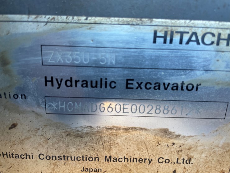 2019-hitachi-zx35u-image-39