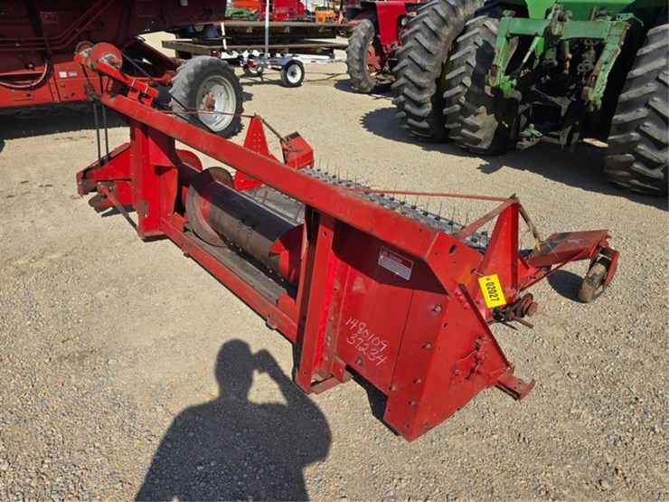 case-ih-810-image-4