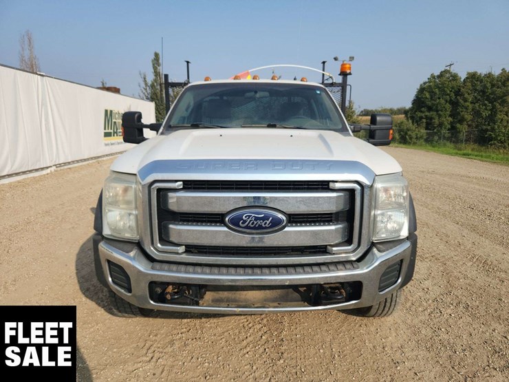 2013-ford-f550-image-15