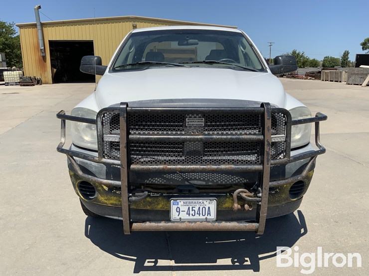 2009-dodge-ram-2500-image-2