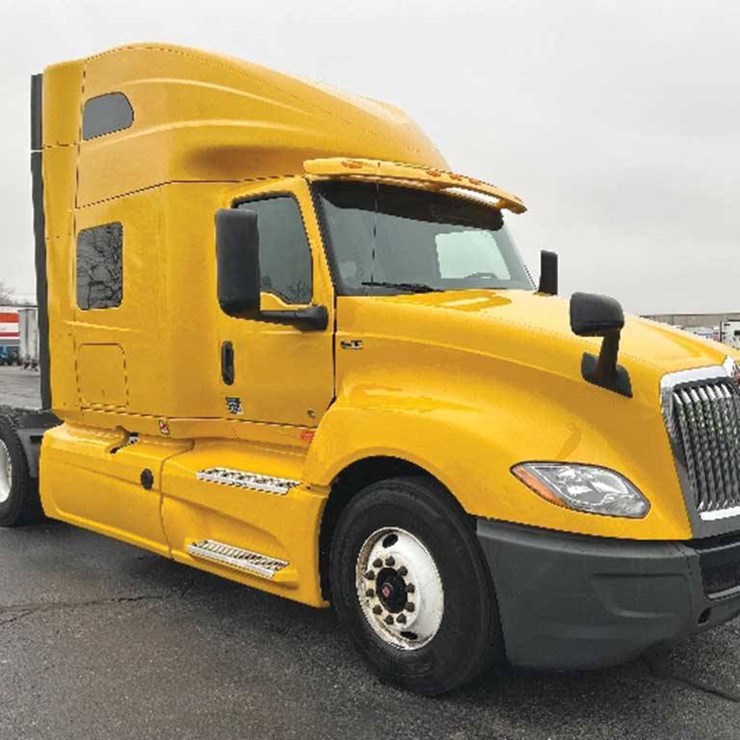 2020 INTERNATIONAL LT