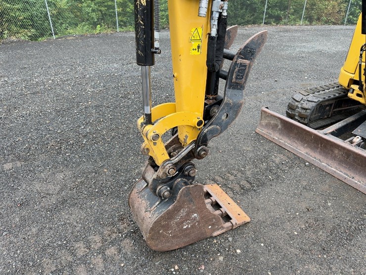 2016-caterpillar-304e2-cr-image-13