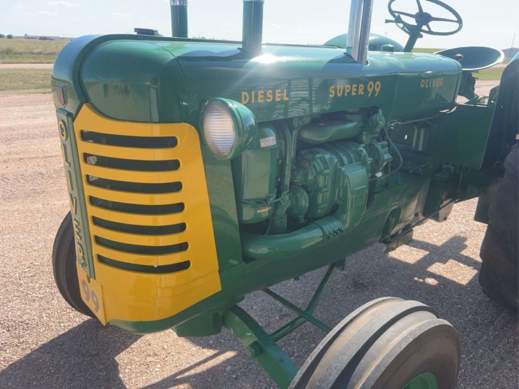 1955-oliver-super-99-image-17