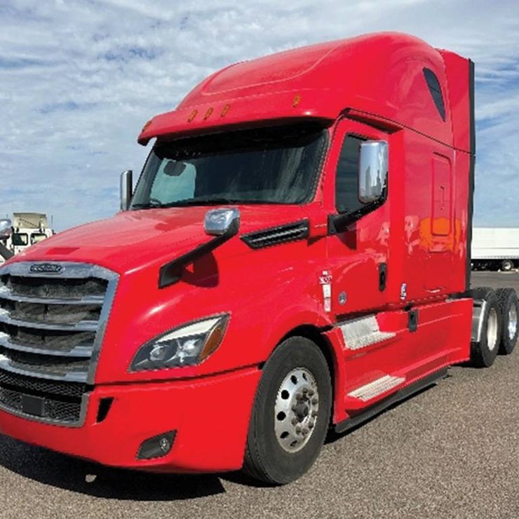 2020 FREIGHTLINER CASCADIA 126