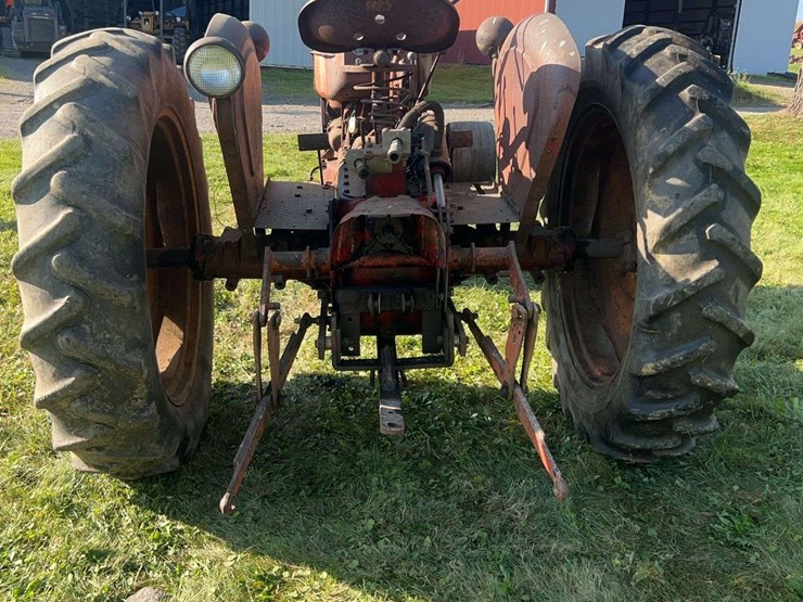 massey-ferguson-44-image-4