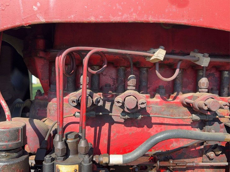 massey-ferguson-44-image-56