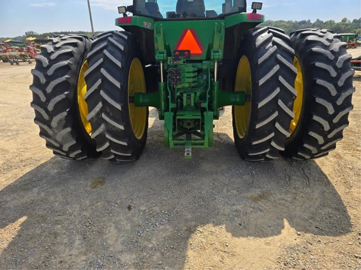 john-deere-8100-image-5