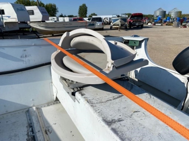1998-alumacraft-16ft.-7in.-alum-boat,-2-seats-image-18