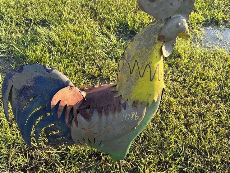 rooster-lawn-art-image-1